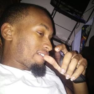 Meet your Posher, Dominique